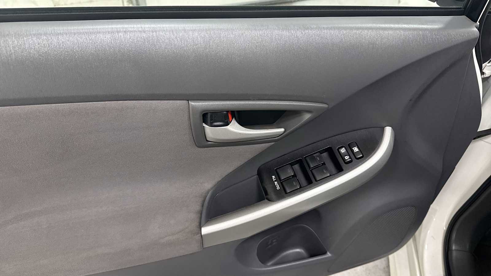 Used 2010 Toyota Prius Two image 15