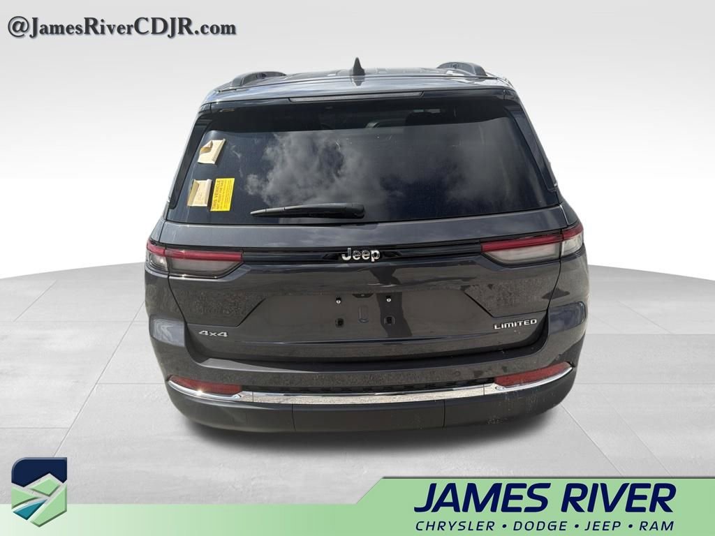 Used 2024 Jeep Grand Cherokee Limited AWD/4WD image 7