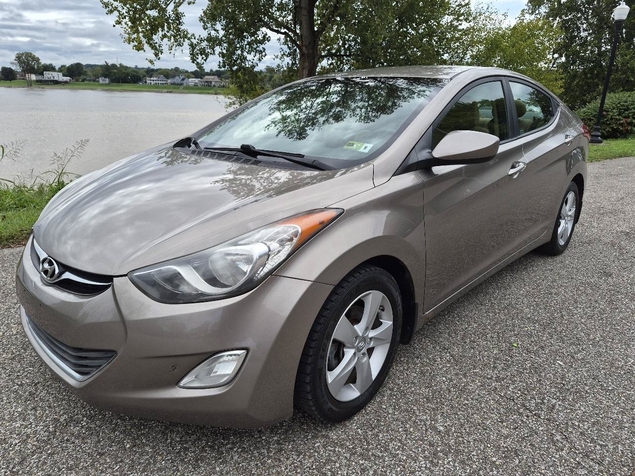 Used 2013 Hyundai Elantra GLS w/ Preferred Pkg