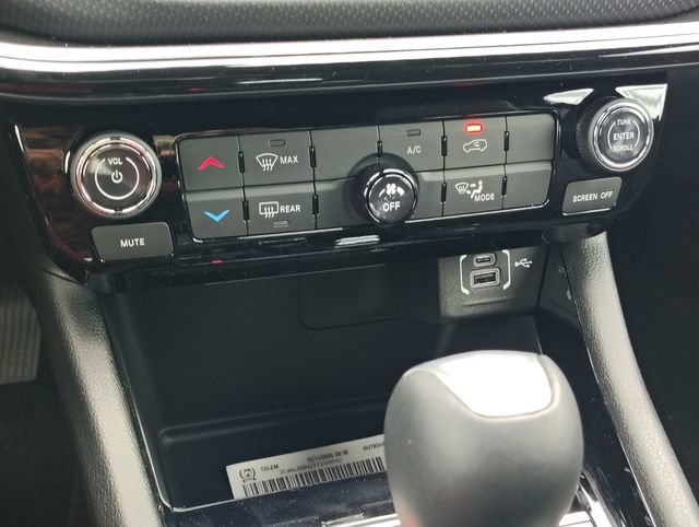 New 2026 Jeep Compass Latitude image 23