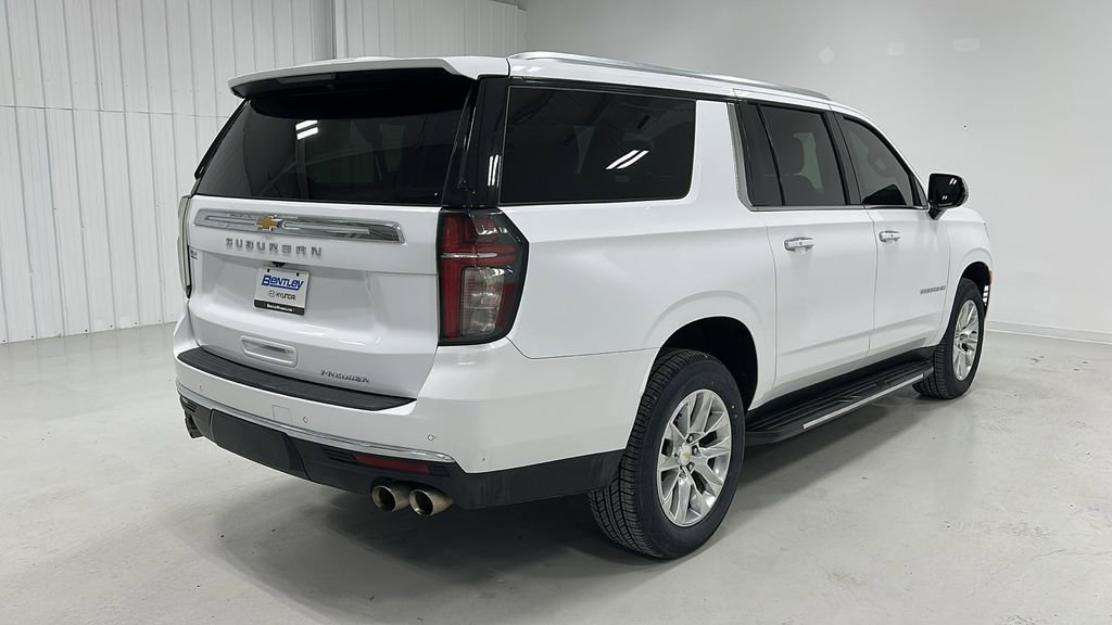 Used 2023 Chevrolet Suburban Premier image 6