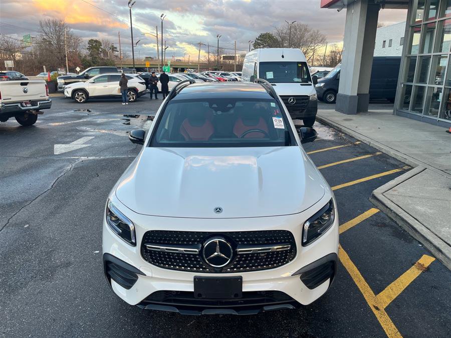 Used 2021 Mercedes-Benz GLB 250 4MATIC image 3