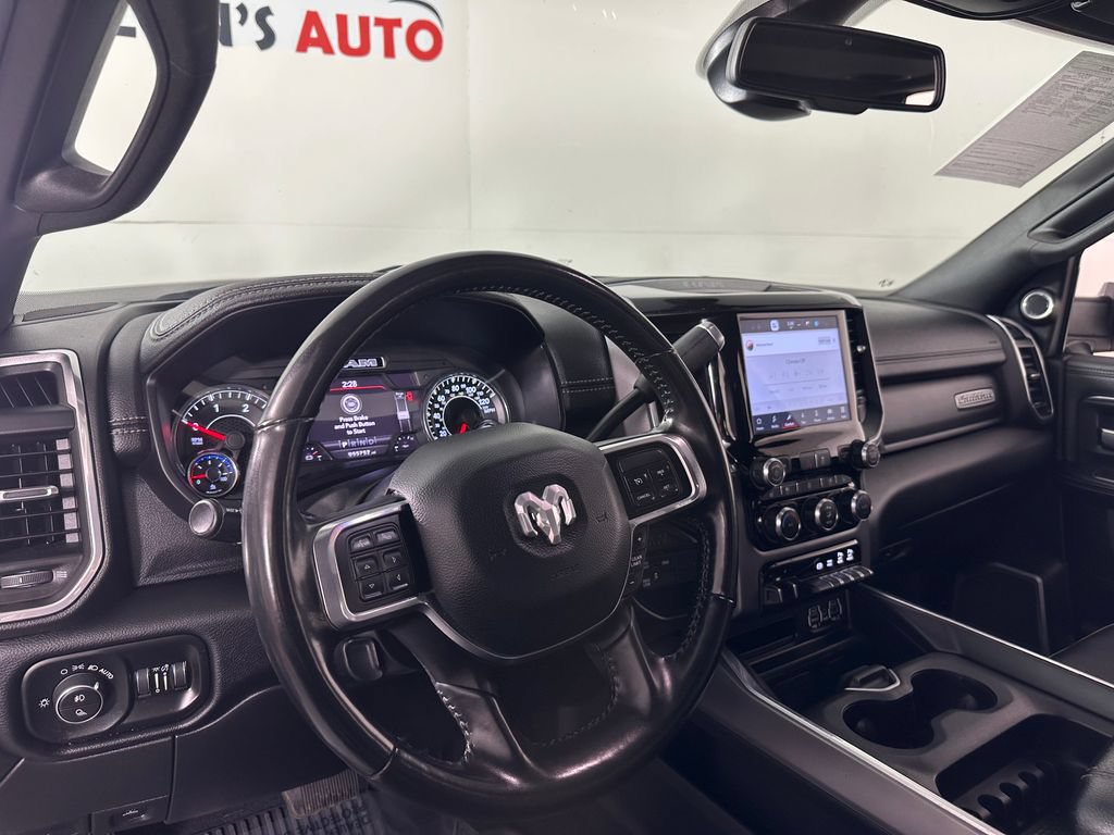 Used 2022 RAM 3500 Laramie AWD/4WD image 15