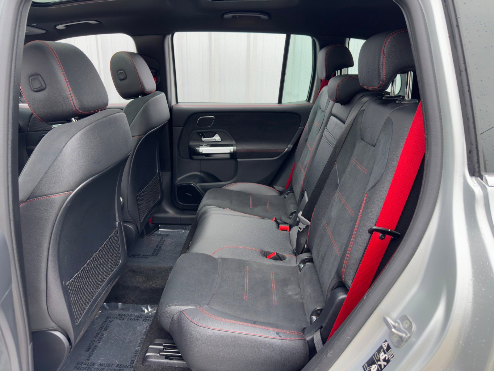 Used 2024 Mercedes-Benz GLB 35 AMG 4MATIC image 51