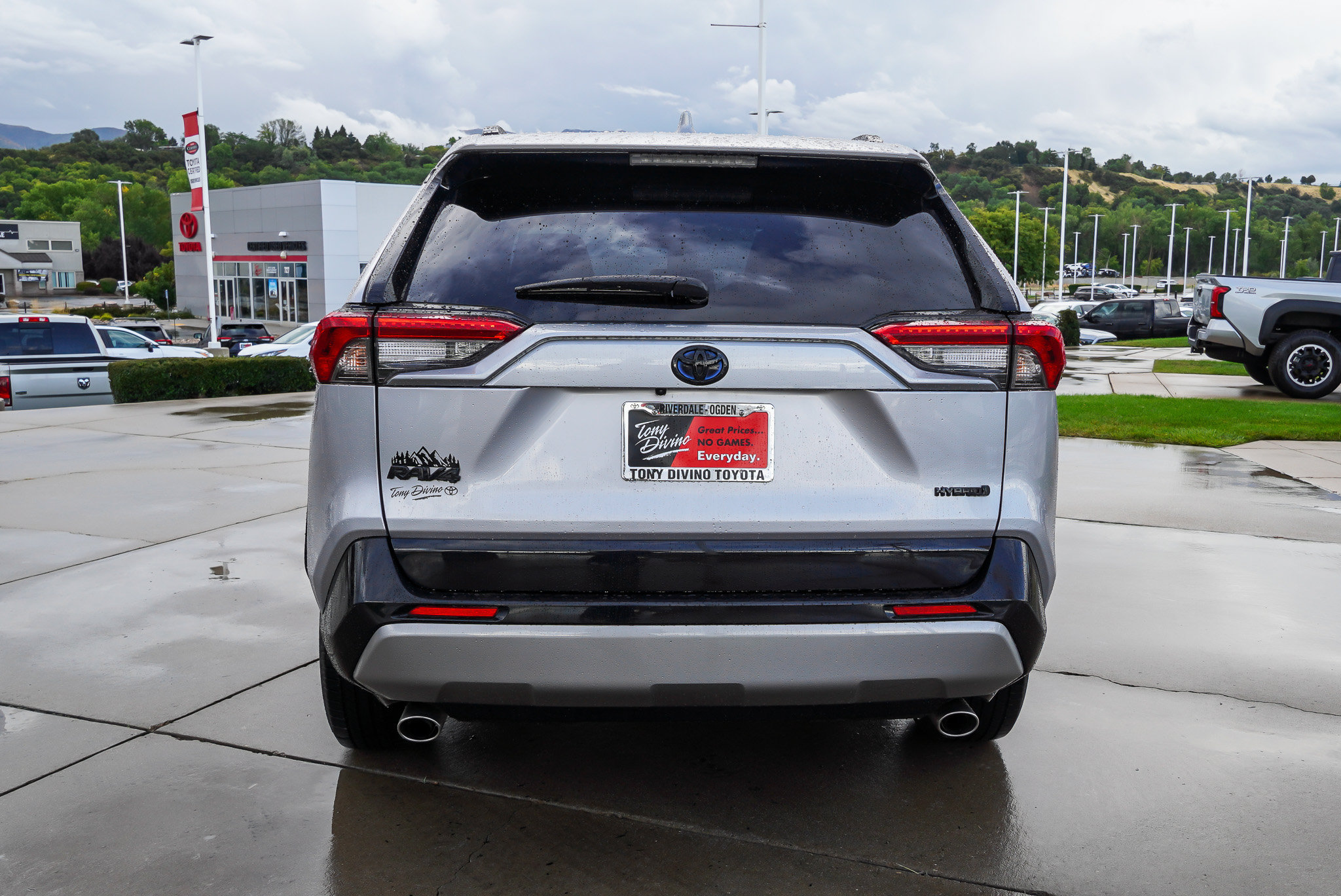 Certified 2024 Toyota RAV4 SE AWD/4WD image 7