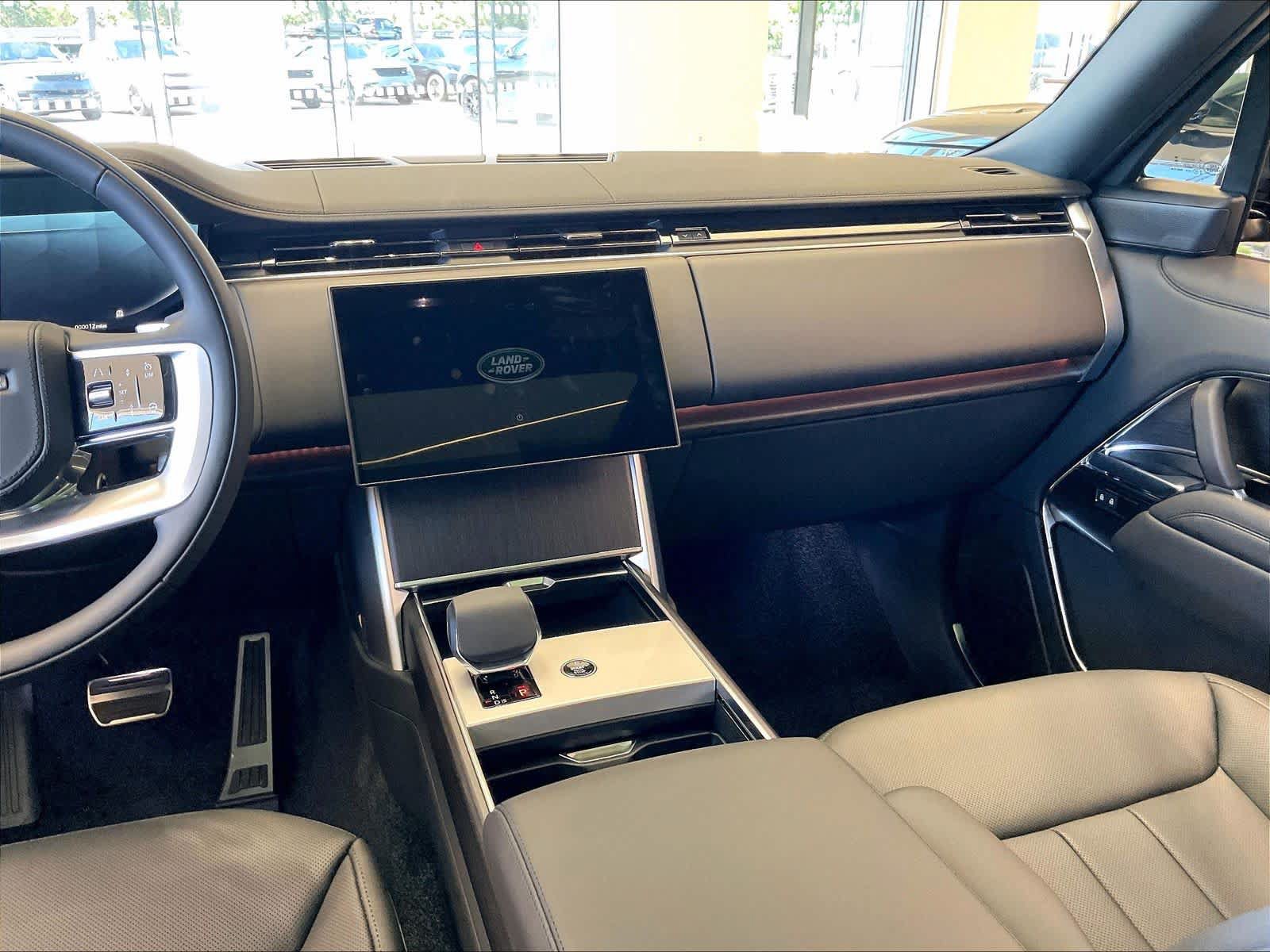 New 2026 Land Rover Range Rover SE AWD/4WD image 7