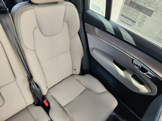 New 2026 Volvo XC90 T8 Plus AWD/4WD image 15