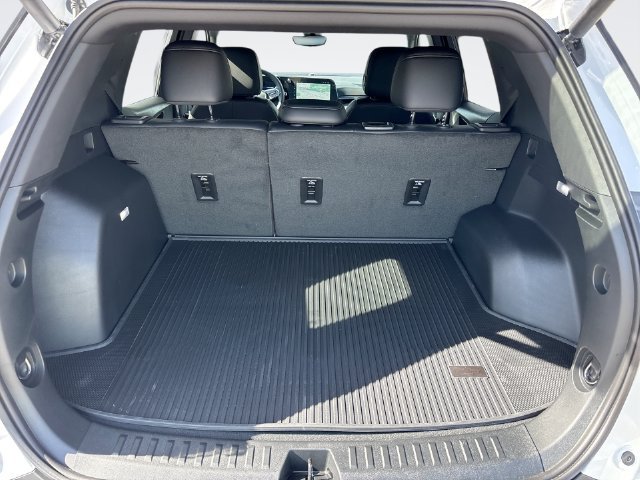 New 2027 Chevrolet Equinox LT w/ Convenience Package II FWD image 24