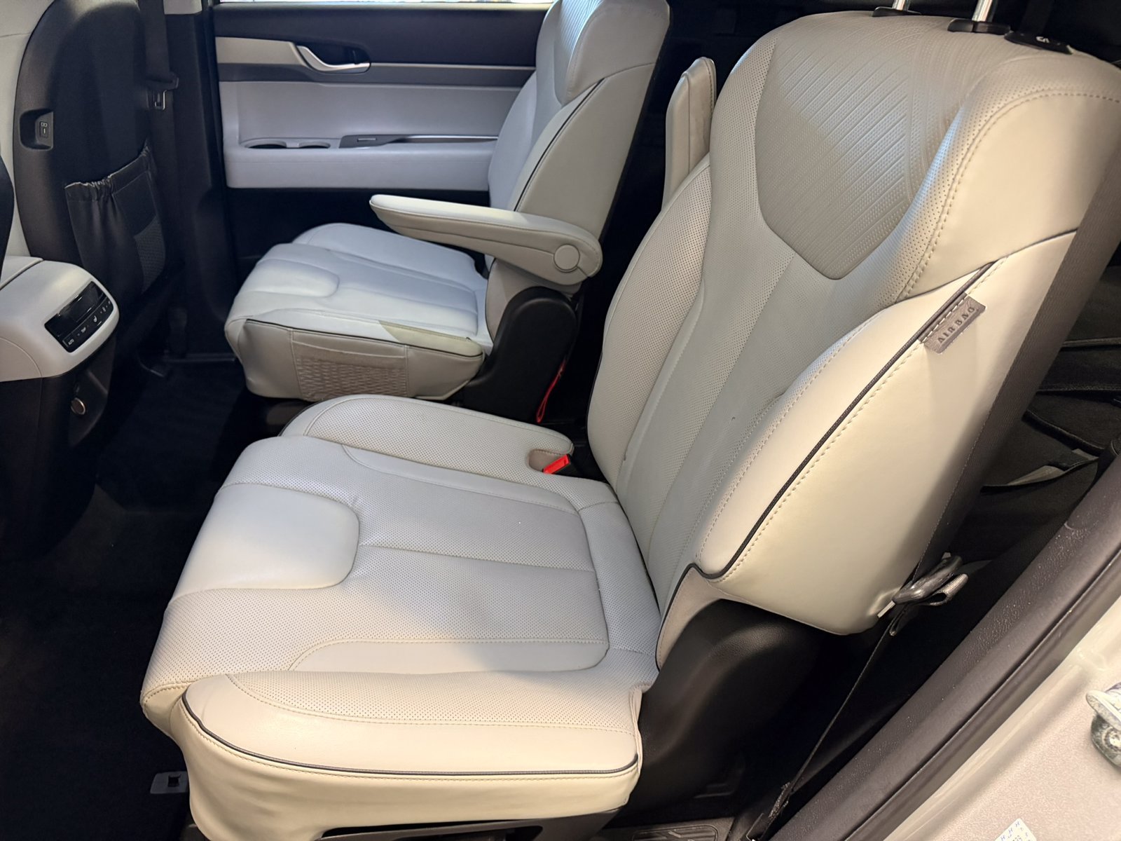 Used 2024 Hyundai Palisade SEL AWD/4WD image 25