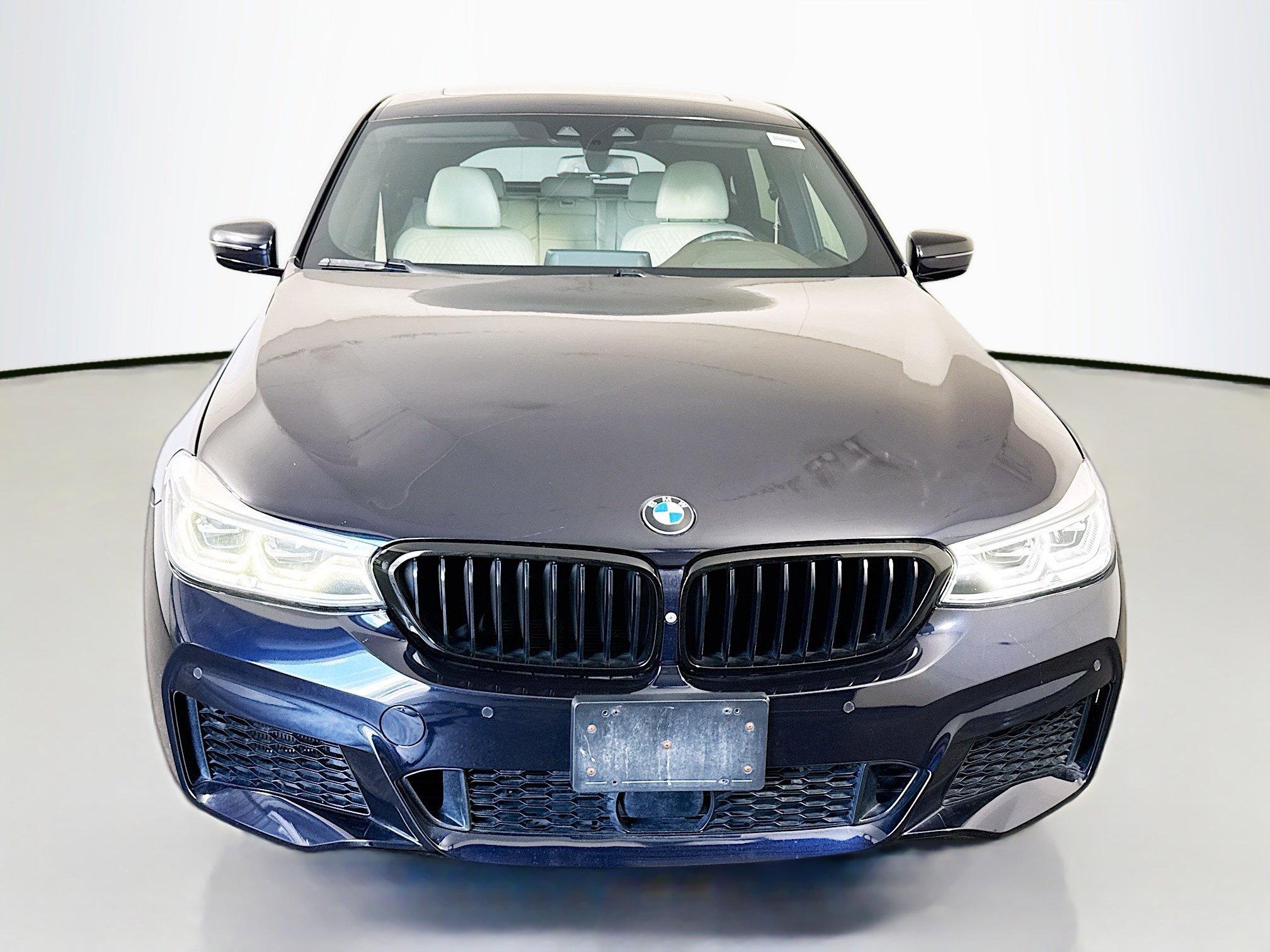 Used 2019 BMW 640i Gran Turismo xDrive w/ Premium Package AWD/4WD image 2