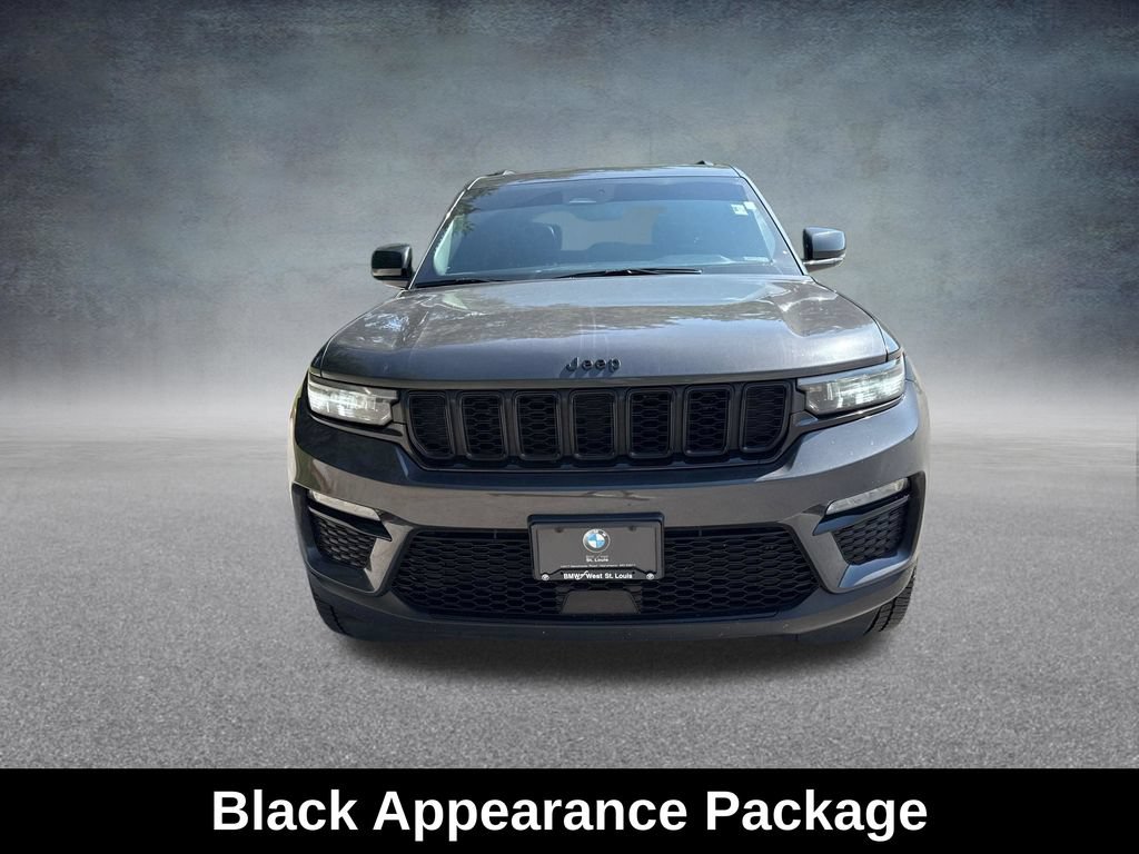Used 2024 Jeep Grand Cherokee Limited w/ Black Appearance Package AWD/4WD image 10