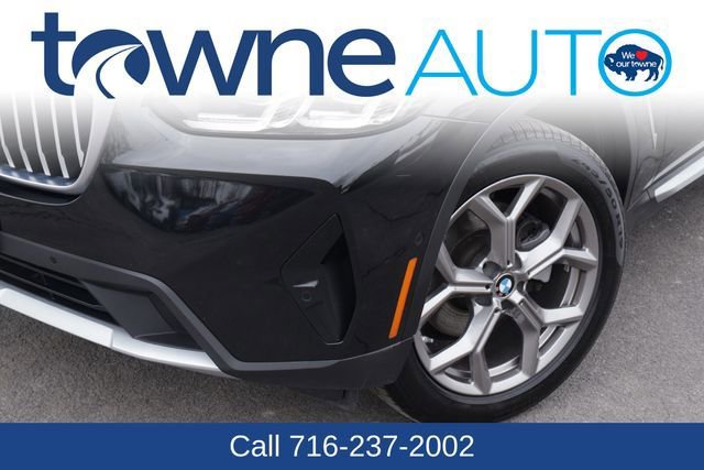 Used 2023 BMW X3 xDrive30i w/ Premium Package w/ZPA image 3