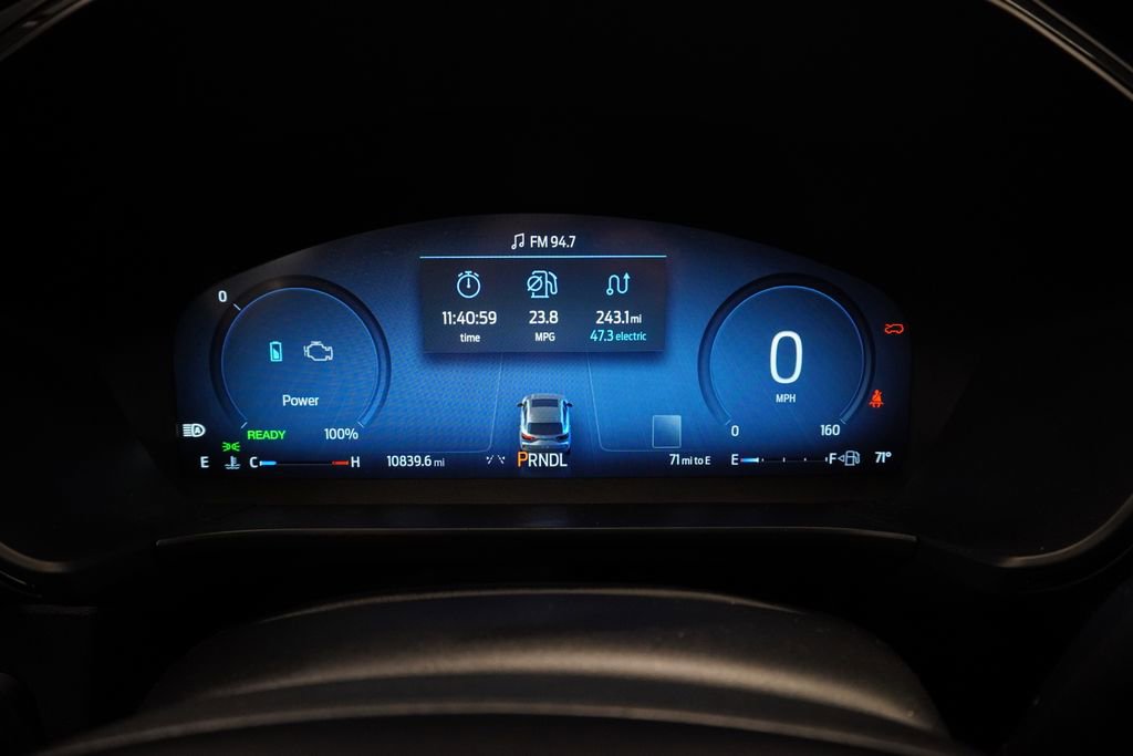 Used 2025 Ford Escape ST-Line Elite image 31