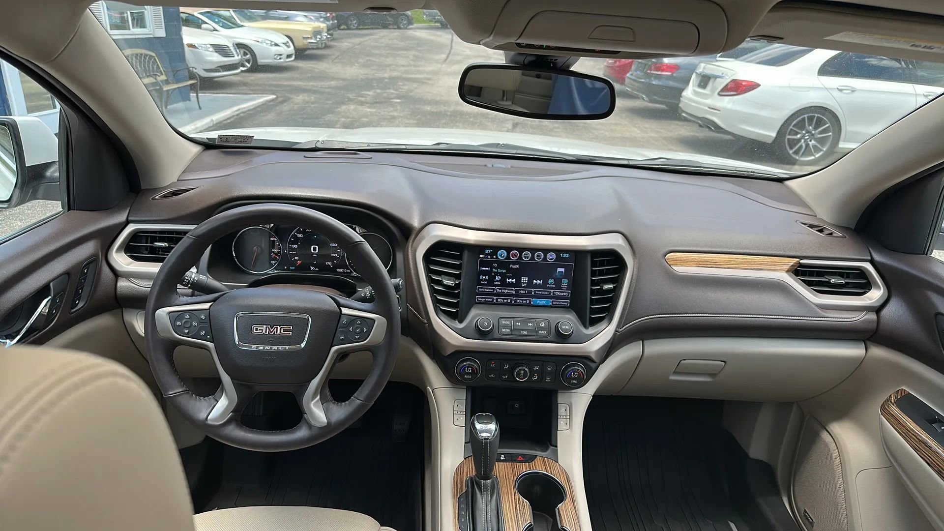 Used 2017 GMC Acadia Denali FWD image 6
