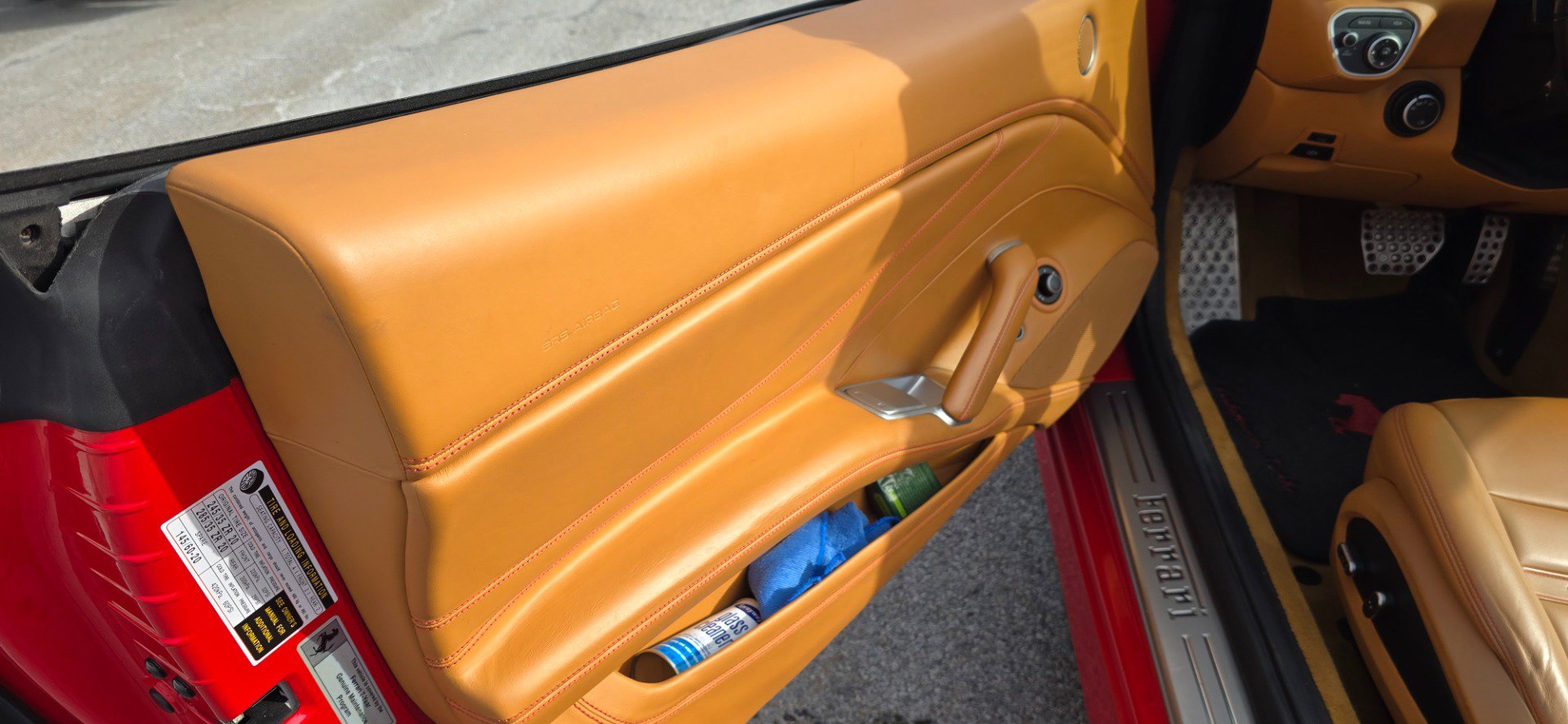 Used 2015 Ferrari California T RWD image 26