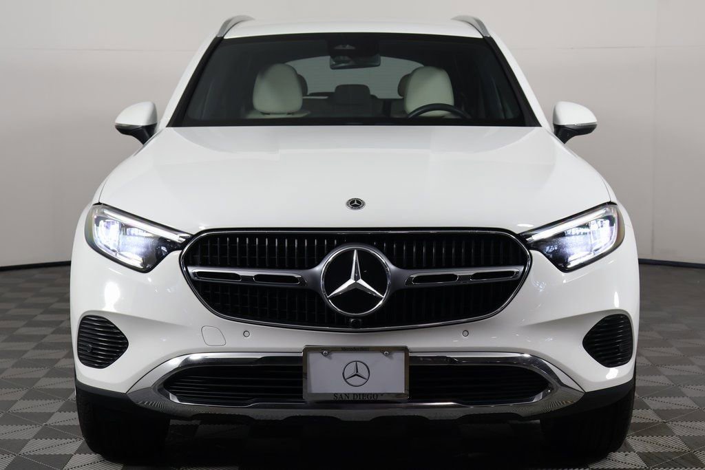 Certified 2023 Mercedes-Benz GLC 300 image 2