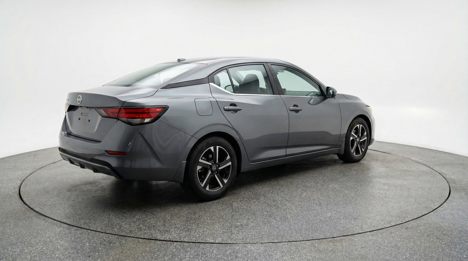 Used 2025 Nissan Sentra SV FWD image 9