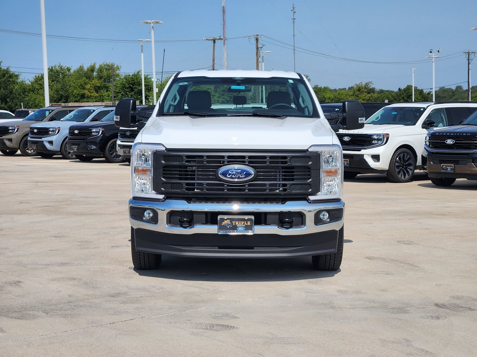 New 2026 Ford F250 XL w/ FX4 Off-Road Package AWD/4WD image 6