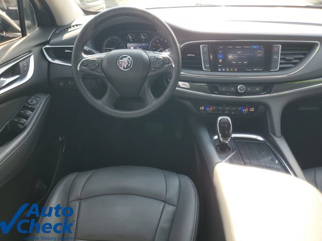 Used 2021 Buick Enclave Essence w/ Sound and Sites Package FWD image 17