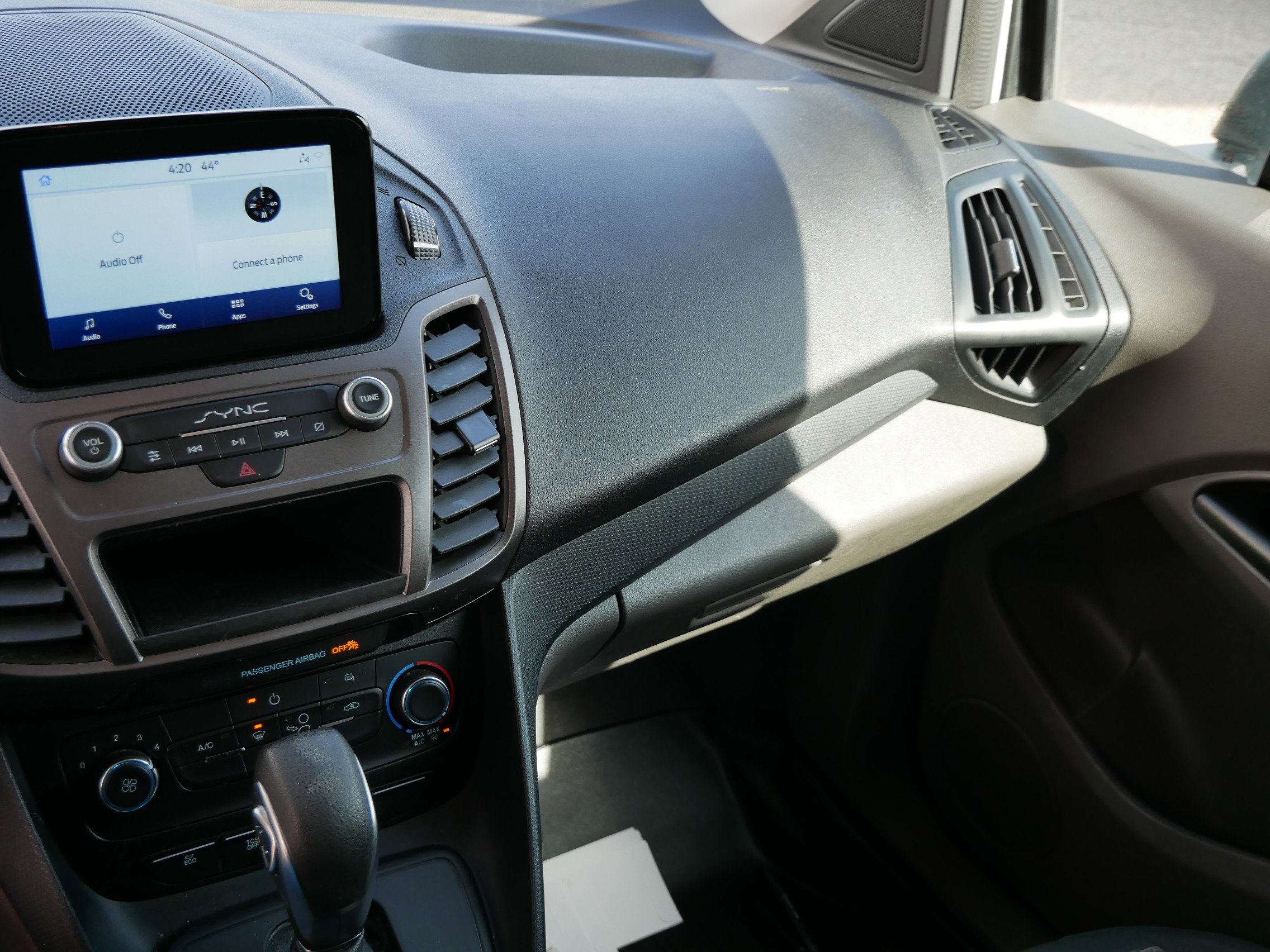 Certified 2023 Ford Transit Connect XL image 7