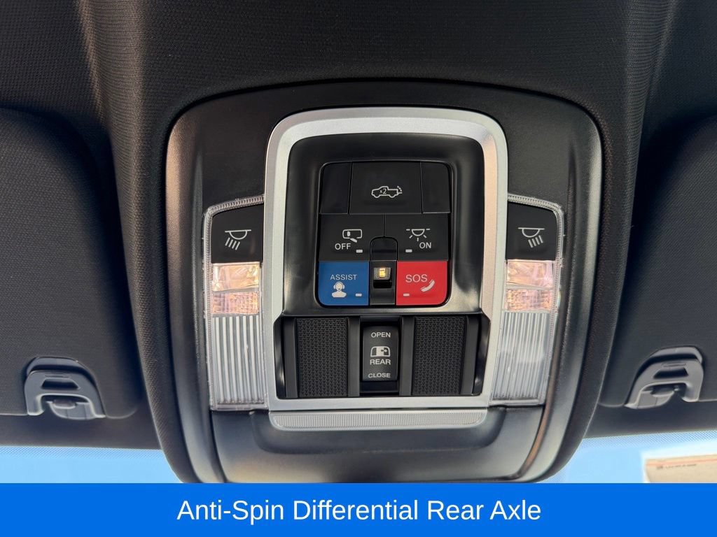 Used 2025 RAM 1500 Big Horn AWD/4WD image 32