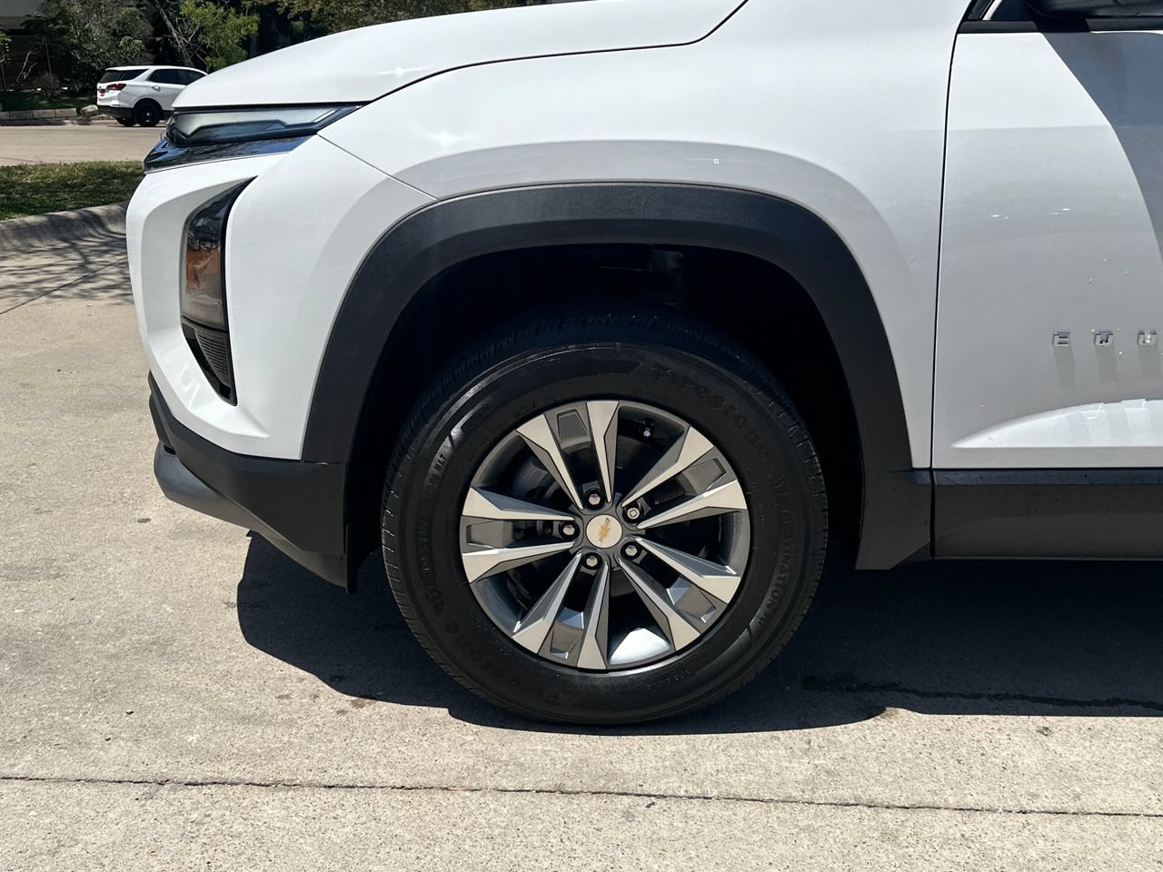 New 2027 Chevrolet Equinox LT FWD image 16