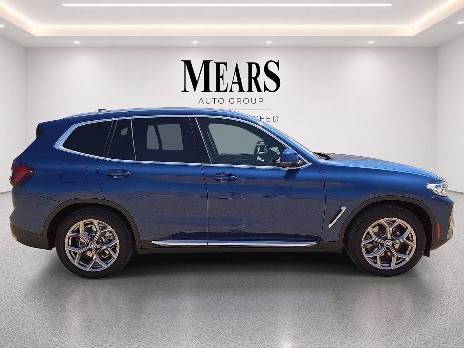 Used 2023 BMW X3 xDrive30i AWD/4WD image 6