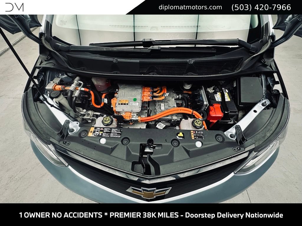 Used 2017 Chevrolet Bolt Premier w/ Driver Confidence II Package FWD image 44