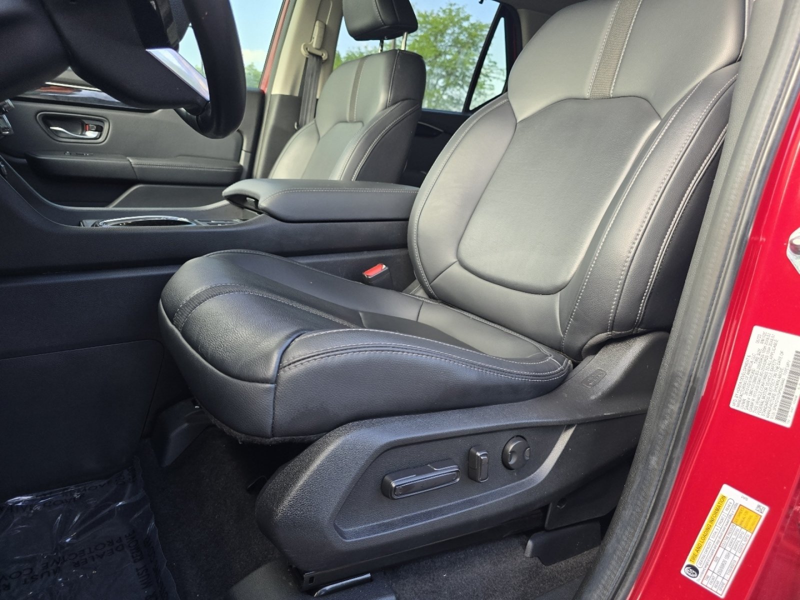 Certified 2023 Honda Pilot Touring image 27