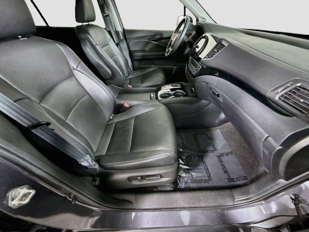 Used 2019 Honda Pilot Elite image 32