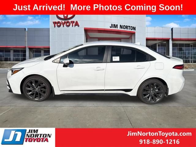 Used 2026 Toyota Corolla SE FWD image 5