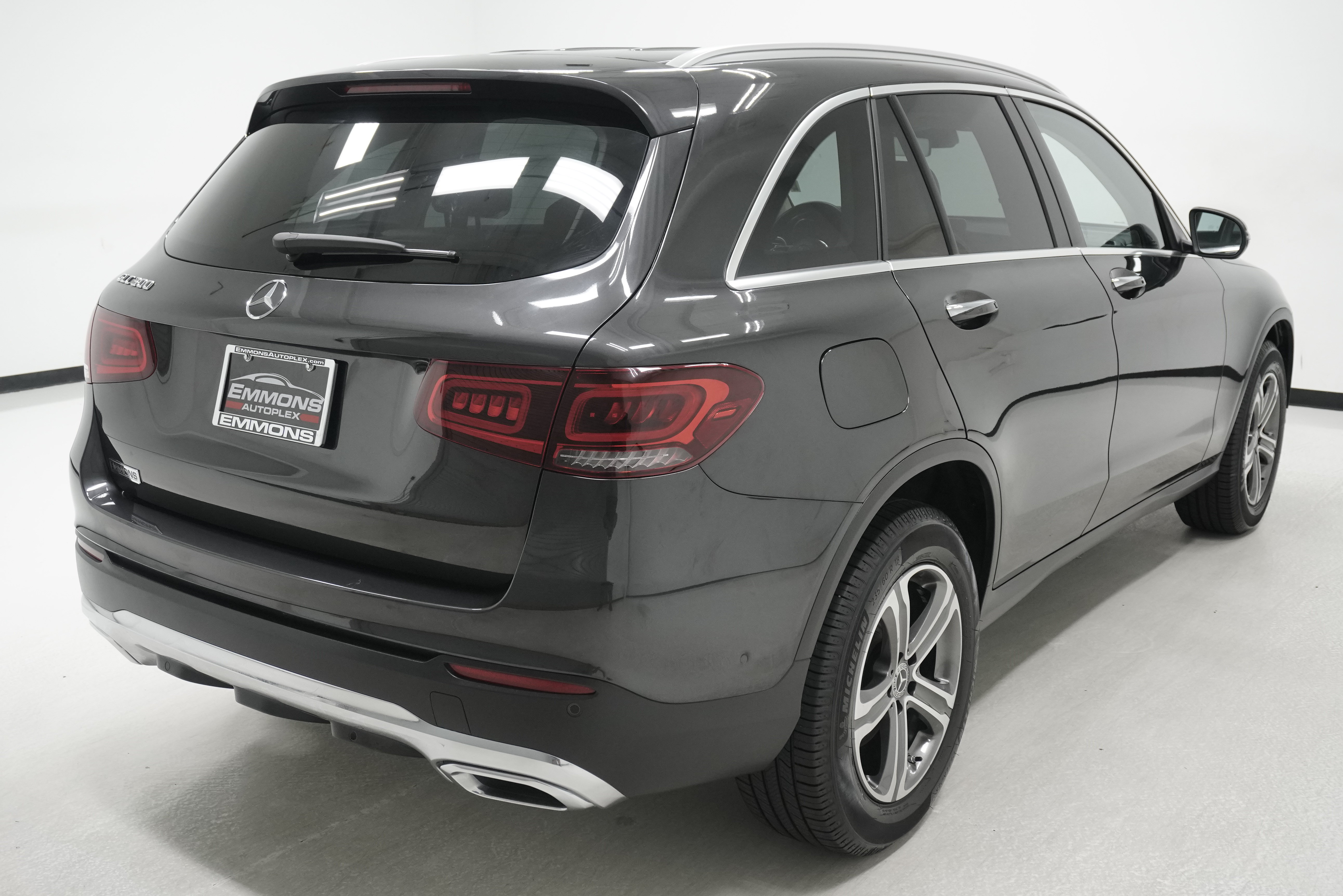 Used 2022 Mercedes-Benz GLC 300 image 4