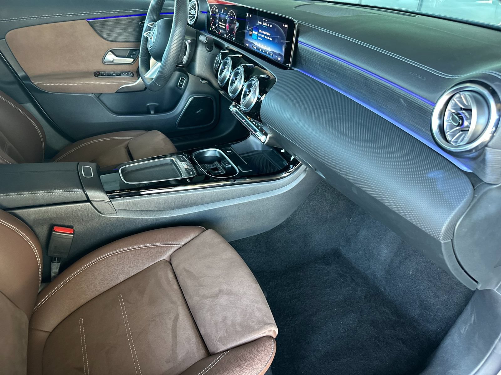 Certified 2026 Mercedes-Benz CLA 250 4MATIC image 17