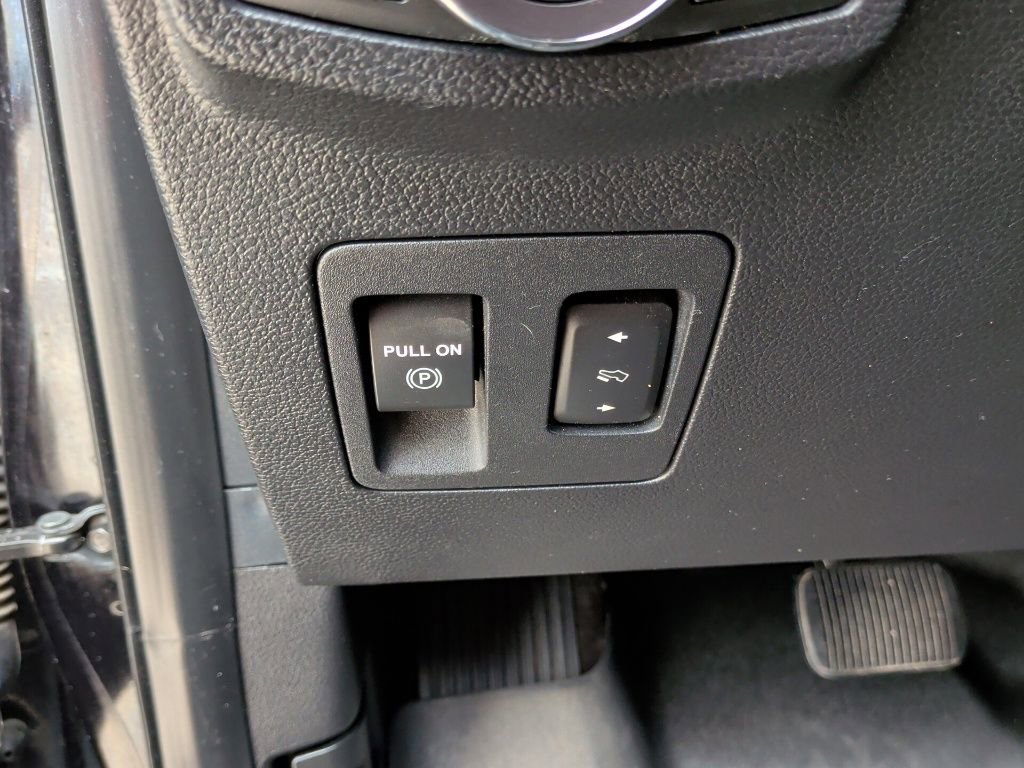 Used 2019 Ford Expedition Platinum image 16