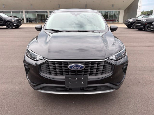 Used 2025 Ford Escape Active AWD/4WD image 8
