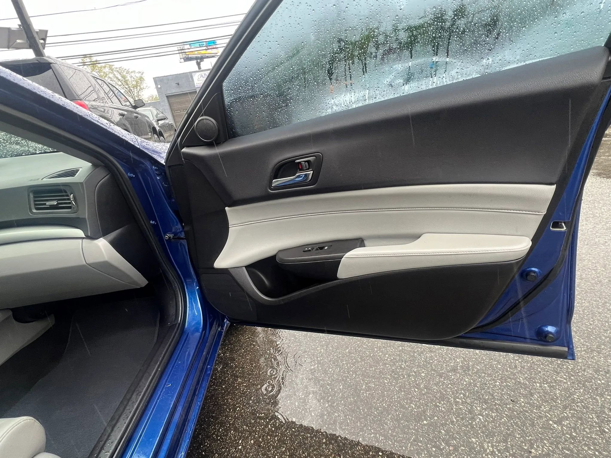 Used 2018 Acura ILX FWD image 31