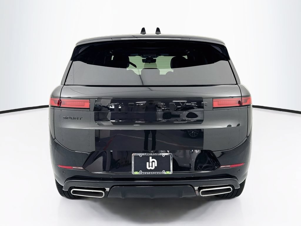 New 2027 Land Rover Range Rover Sport Dynamic SE AWD/4WD image 6