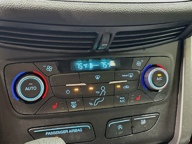 Used 2018 Ford Escape SE w/ SE Sync 3 Package FWD image 16