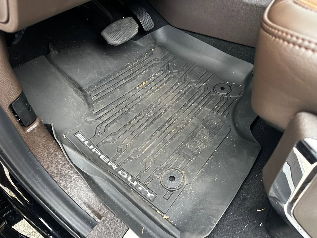 New 2025 Ford F250 King Ranch w/ Chrome Package image 35