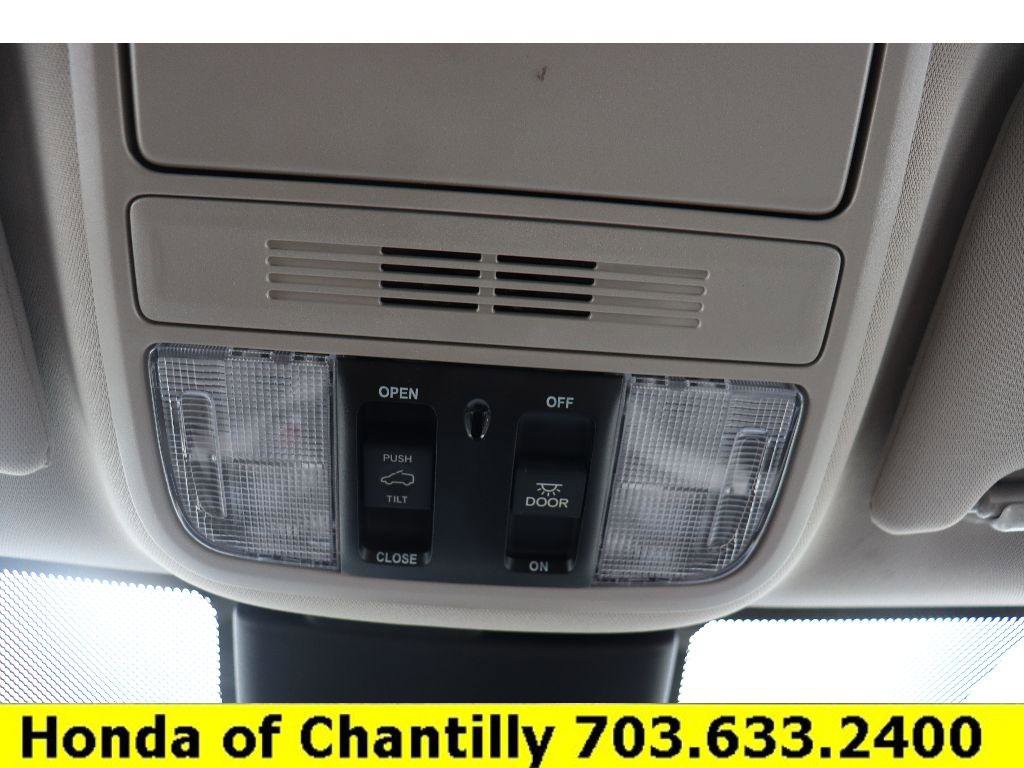 Certified 2025 Honda Odyssey Elite image 19