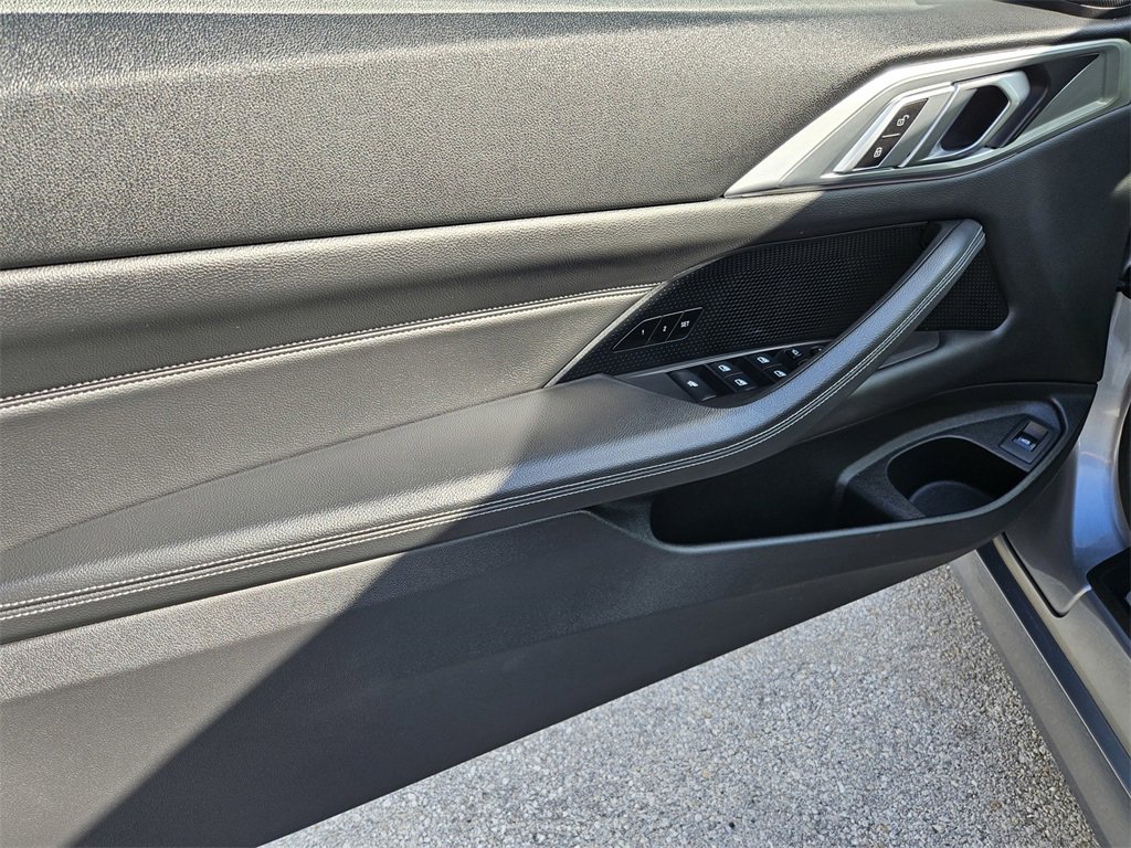 Used 2024 BMW 430i Convertible image 17