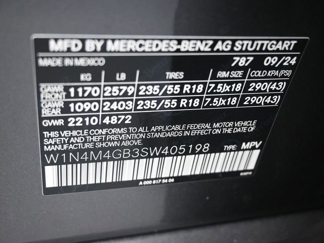 New 2025 Mercedes-Benz GLB 250 image 18