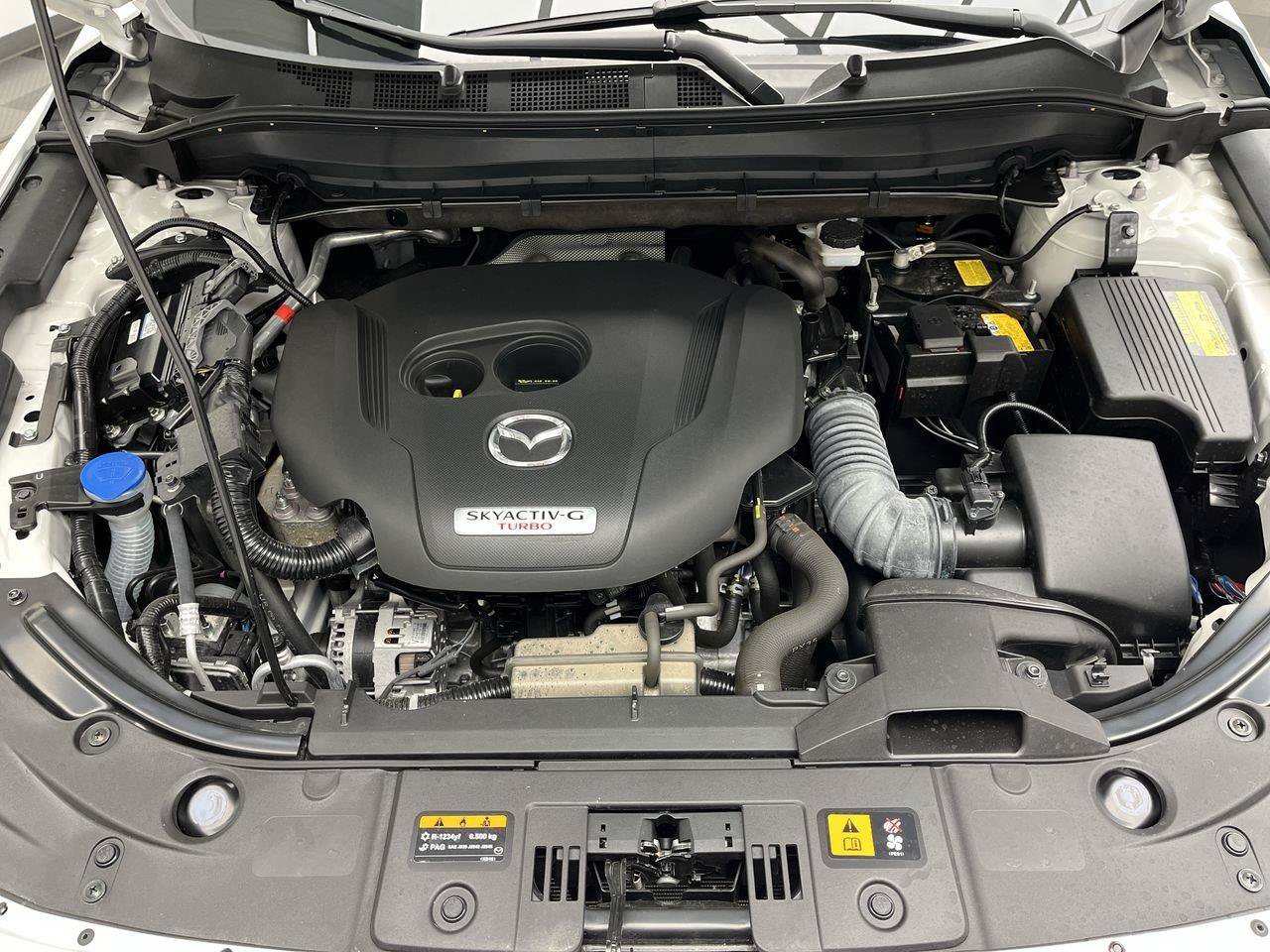Certified 2025 MAZDA CX-5 Signature AWD/4WD image 2