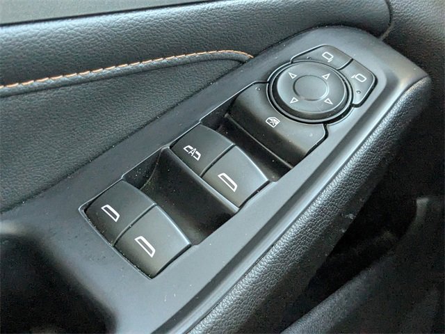 Used 2021 Chevrolet Traverse LT image 26