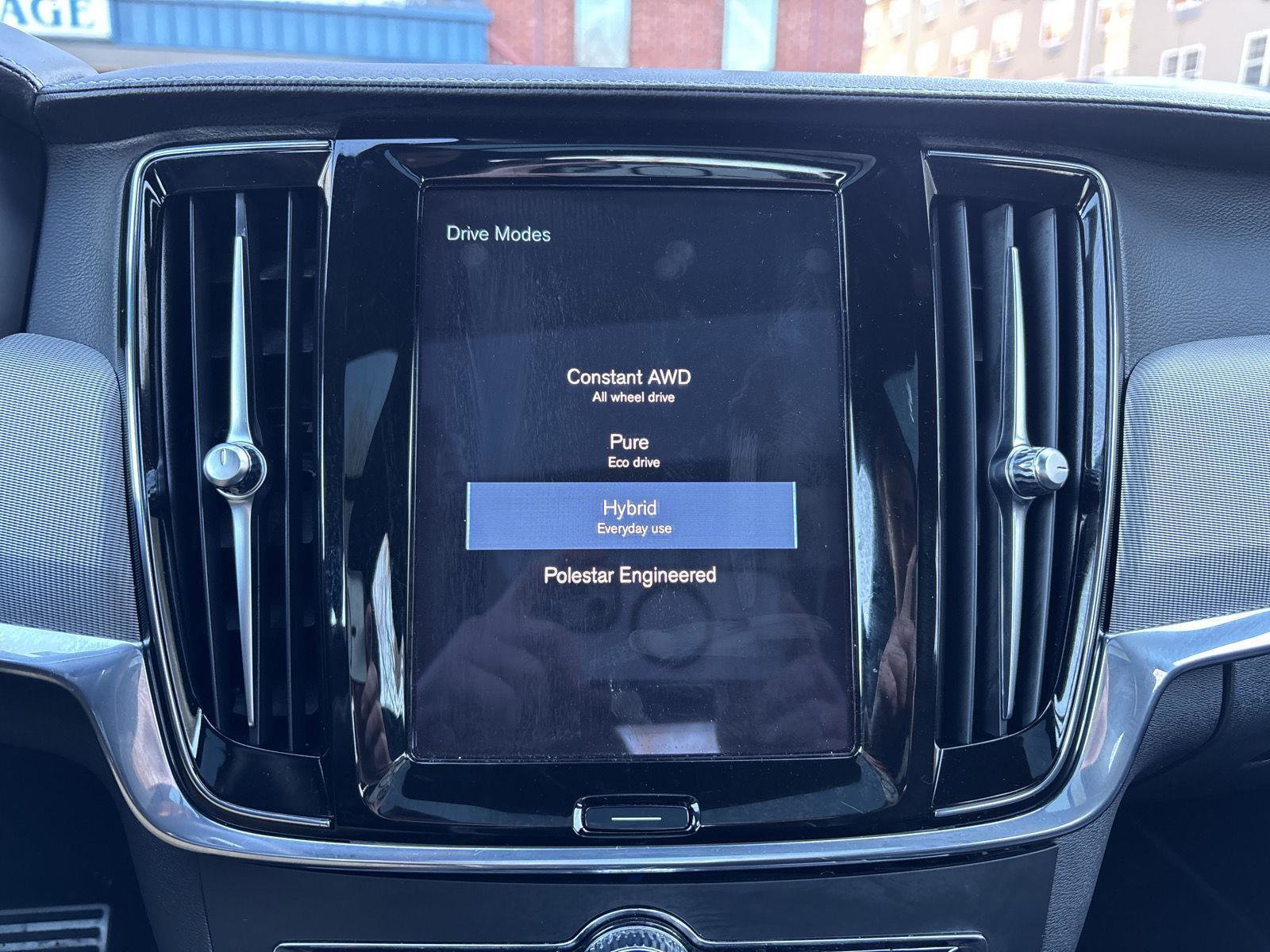 Used 2020 Volvo S90 T8 Inscription image 20