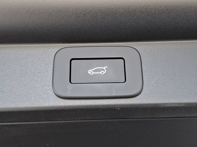 Used 2025 Land Rover Range Rover SE AWD/4WD image 30