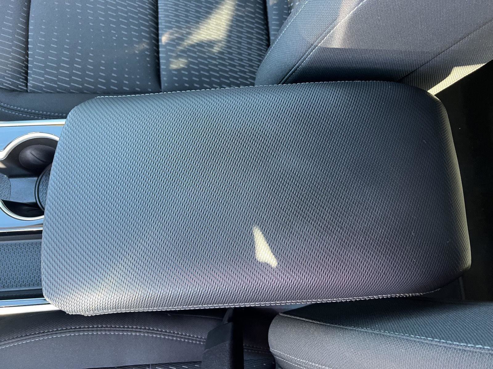 Used 2025 Chevrolet Equinox LT image 27