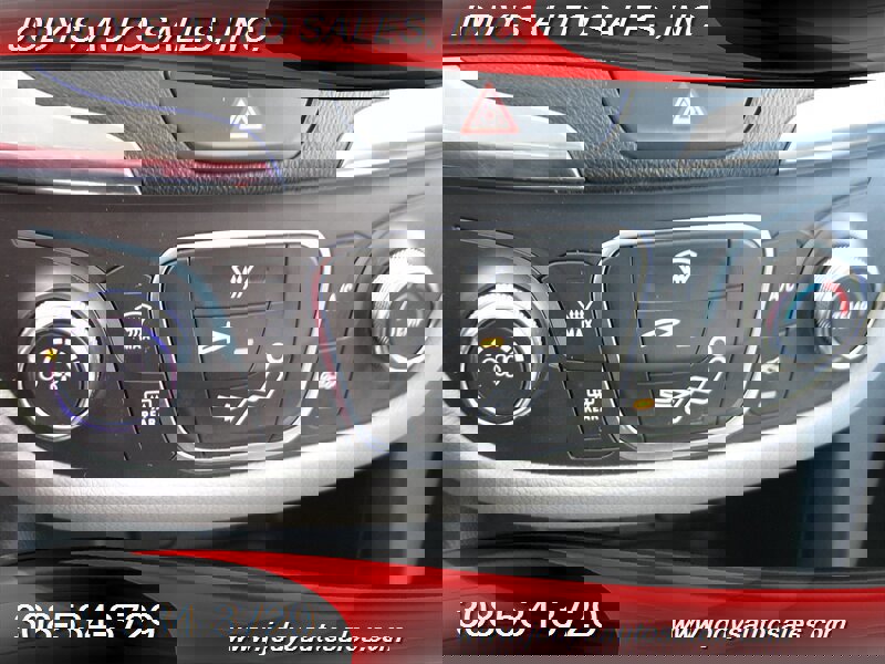 Used 2018 Chevrolet Equinox LS image 19