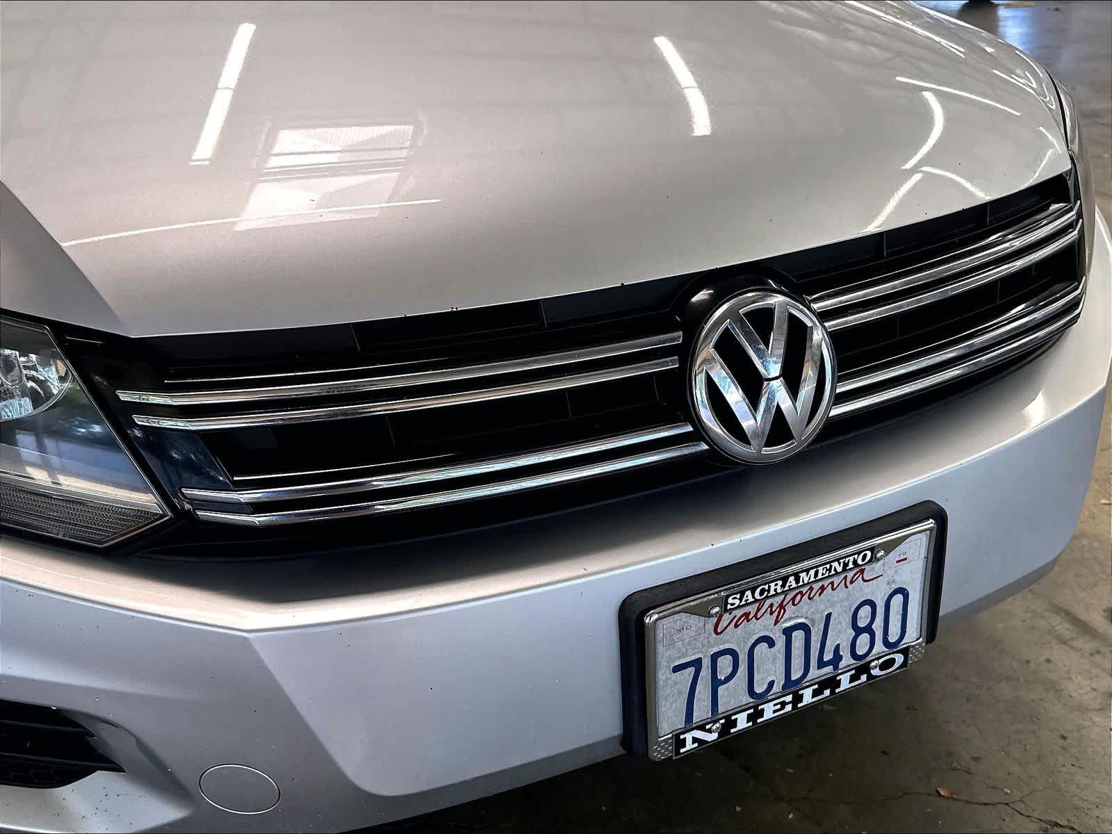 Used 2016 Volkswagen Tiguan S FWD image 35