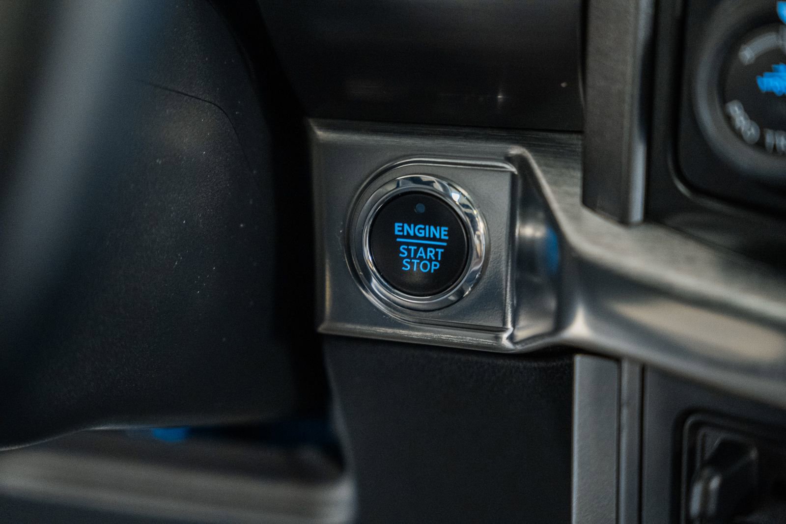 Certified 2023 Ford F150 Lariat w/ Equipment Group 502A High image 36